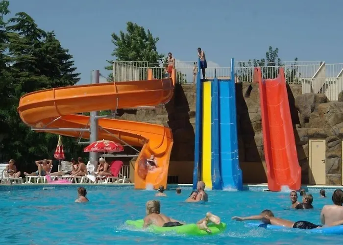 Hotel Iskar & Aquapark Słoneczny Brzeg