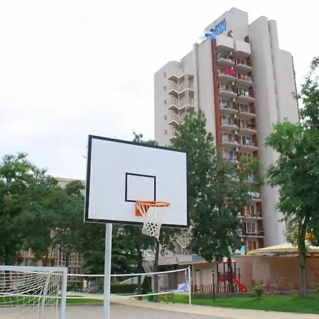 Iskar & Aquapark Hotel Sunny Beach