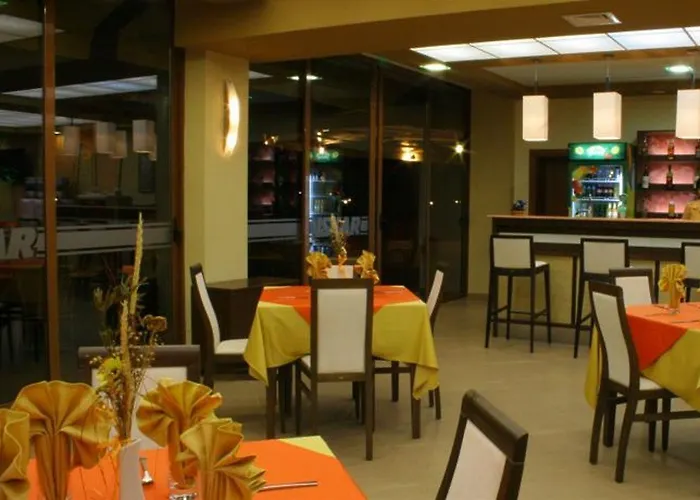 Iskar & Aquapark Hotel 3*