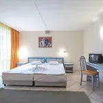 Iskar & Aquapark Hotel 3*