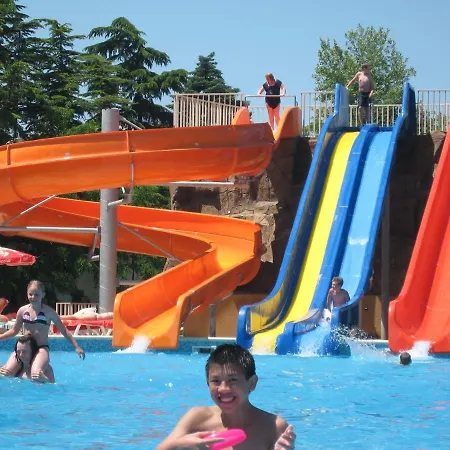 Szálloda Iskar & Aquapark