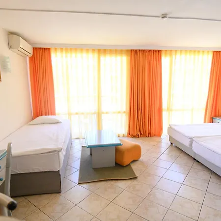 Iskar & Aquapark 酒店