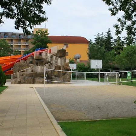 Iskar & Aquapark 3* Sluneční pobřeží