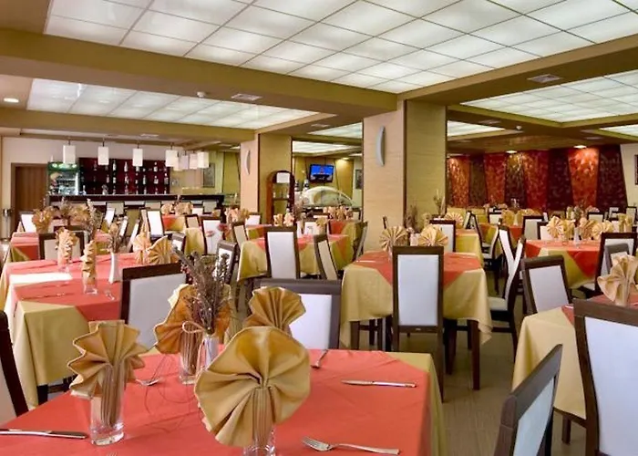 Hotel Iskar & Aquapark 3*