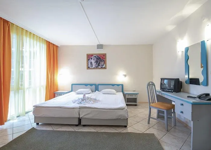 Iskar & Aquapark Hotel 3*