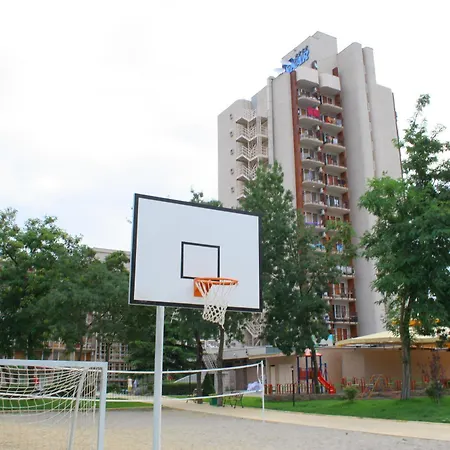 Iskar & Aquapark Otel 3*