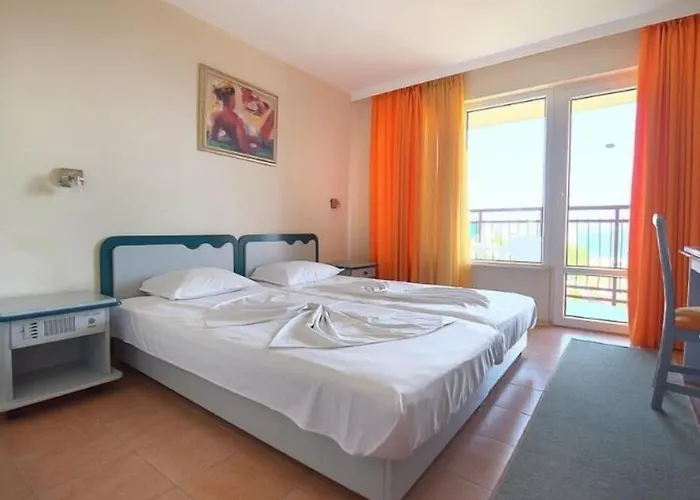 Iskar & Aquapark Hotel 3*